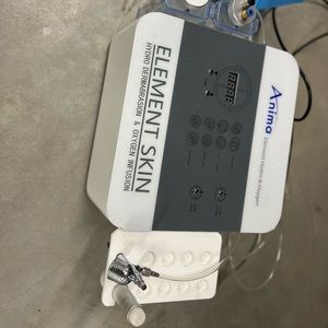 HydroDermabrasion + Oxygen Machine